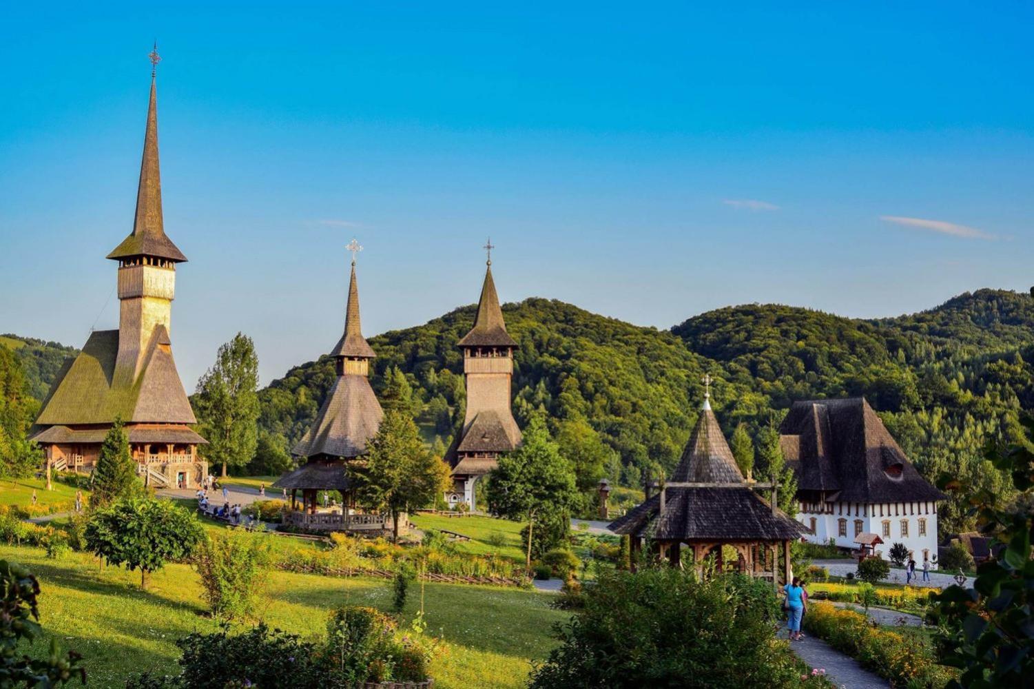 Gospodaria Klaus Rozavlea Exterior foto